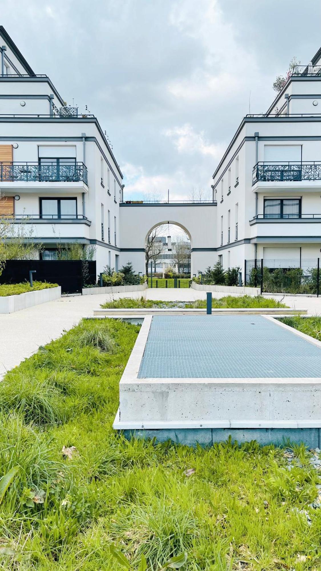 Le Lion D'Or - Parking - Netflix - Wifi - Nerf Apartment Bussy-Saint-Georges Exterior photo